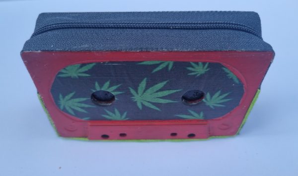 Foto desde arriba del Monedero Cassette Marihuana