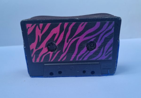 Foto frontal del Monedero Cassette Cebra Color