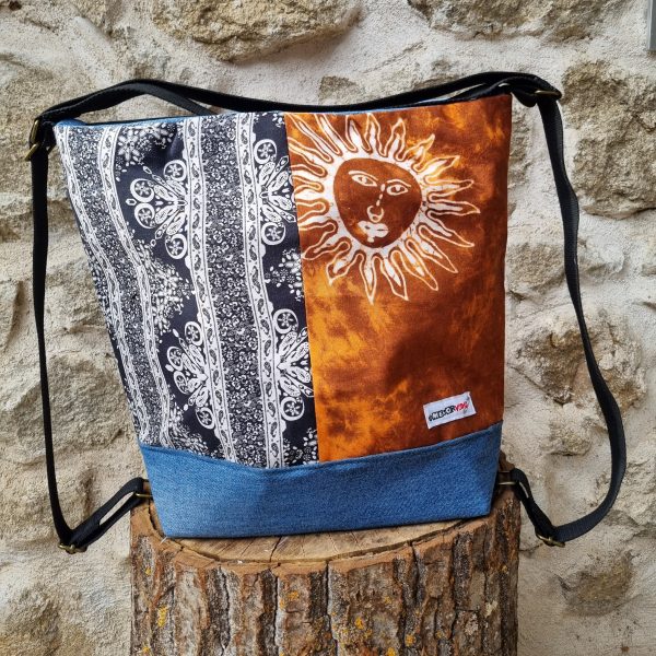 Foto desde la parte delantera de la Tote-Mochi 2.0