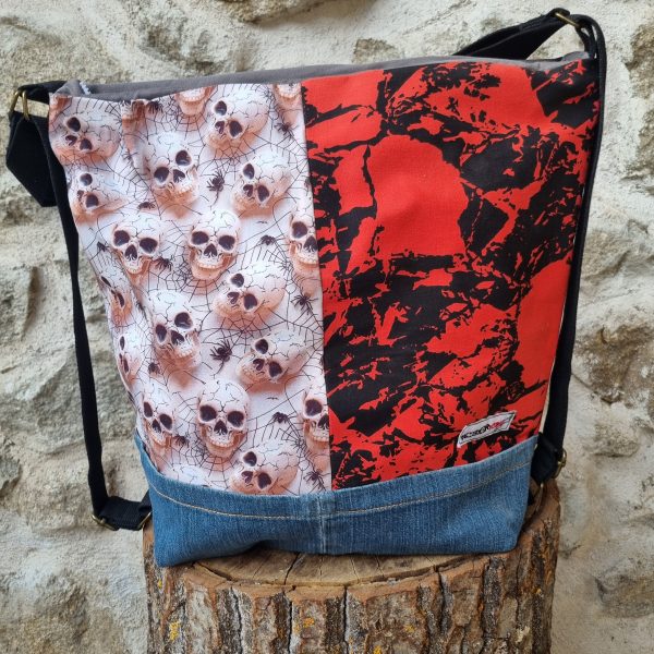 Foto desde la parte delantera de la Tote-Mochi 2.0