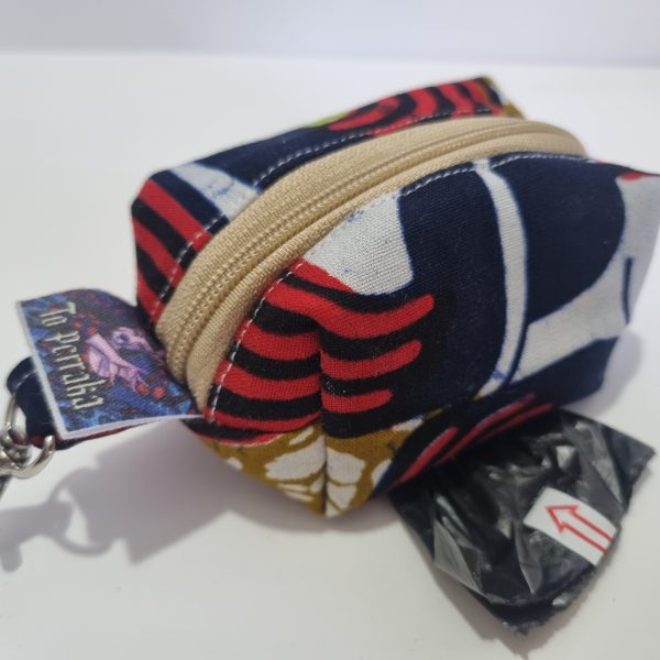 Foto del porta bolsas para perro afro