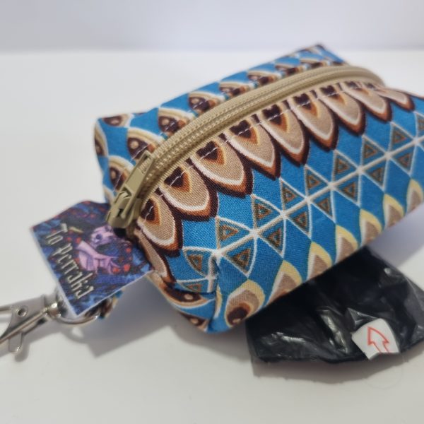 Foto del porta bolsas para perro étnico azul