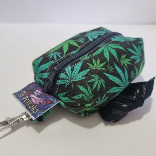 Foto del porta bolsas para perro marihuana