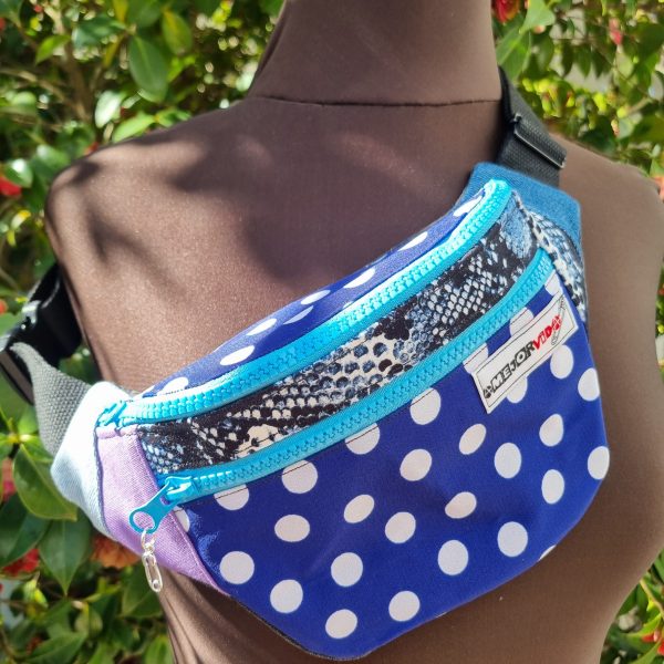 Foto de la parte delantera de la riñonera retalera