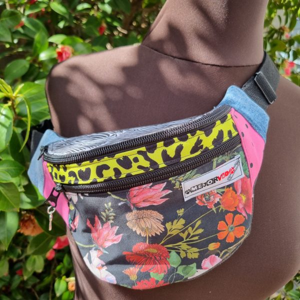 Foto de la parte delantera de la riñonera retalera