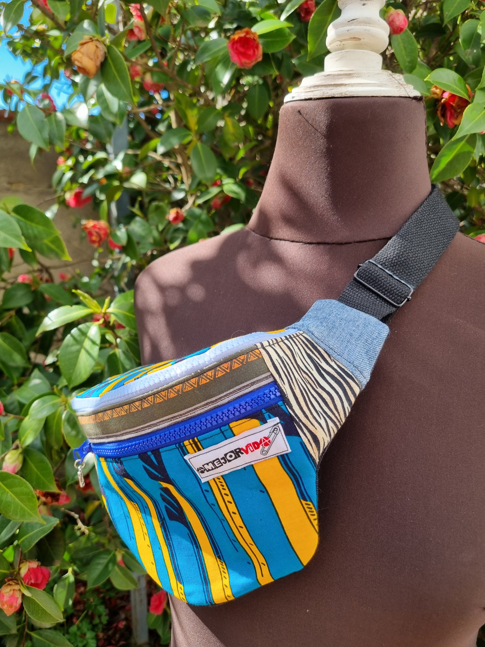 Foto de la parte delantera de la riñonera retalera