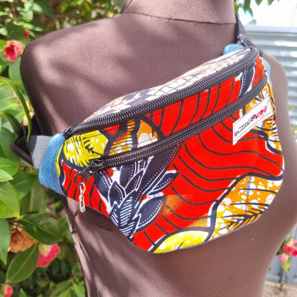 Foto de la parte delantera de la riñonera retalera