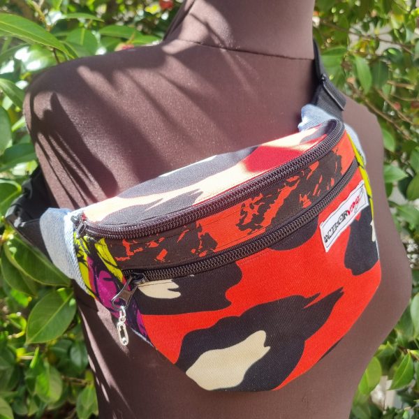 Foto de la parte delantera de la riñonera retalera